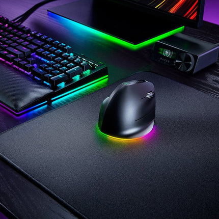 Razer Pro Click V2 Vertical Right-handed Vertical Ergonomic Wireless Mouse - Black