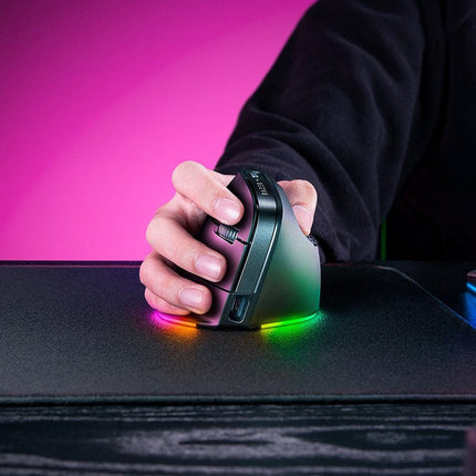 Razer Pro Click V2 Vertical Right-handed Vertical Ergonomic Wireless Mouse - Black