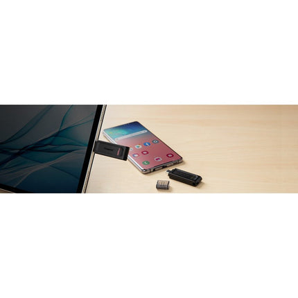 Kingston USB-C 3.2 Gen 1 DataTraveler 70 USB-C Flash Drive