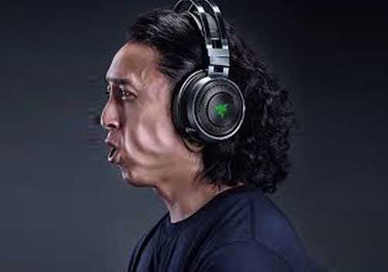 Razer Kraken V3 HyperSense Wired USB Gaming Headset with Haptic Technology - Black