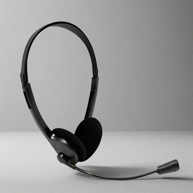 Hing Internet Talk Wired Headset With Microphone - Black