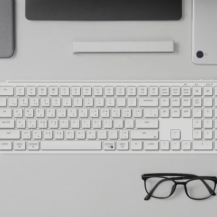 Keychron B6 Pro Full-Size Ultra-Slim Wireless ZMK Custom Keyboard for Windows & Mac, English/Arabic - Ivory White